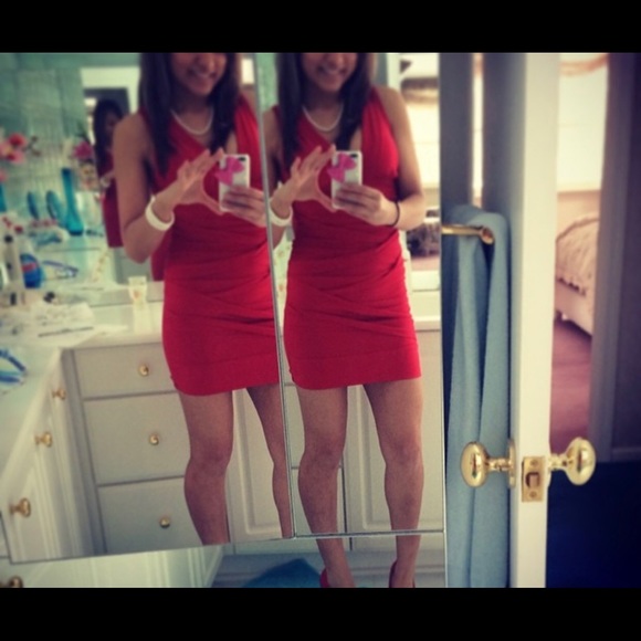 Red Ruched Bodycon Dress Cocktail Small Worn Once - Picture 2 of 4